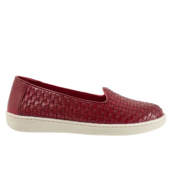 Trotters Shoes - Trotters Womens Adelina Red Shoes (NWT)